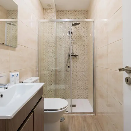Host Wise - Cozy & Practical Flat فيلا نوفا دي غايا