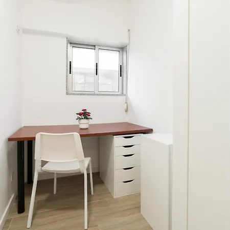 Host Wise - Cozy & Practical Flat شقة فيلا نوفا دي غايا